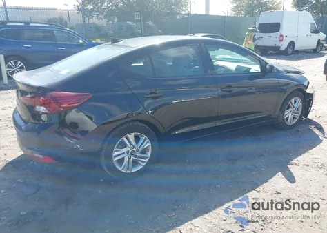 2020 Hyundai Elantra Value Edition z USA, uszkodzony, nr VIN 5NPD84LF1LH620493